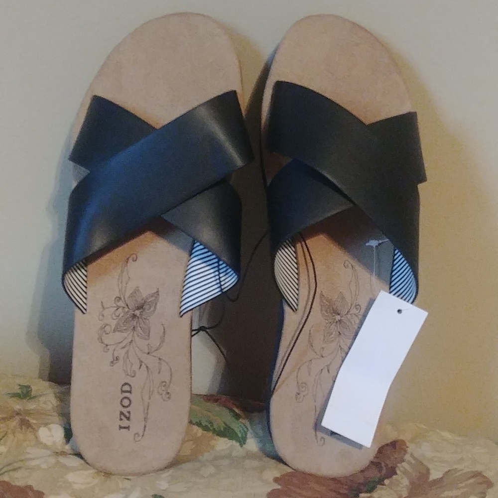 Izod Alyssa Women's Slide Sandals - Black - Picture 2 of 3